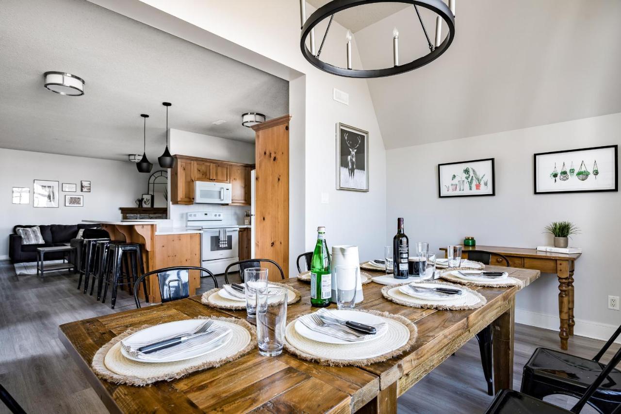 Beautiful & Bright 3 Bed Townhome Near Village Blue Mountains Zewnętrze zdjęcie